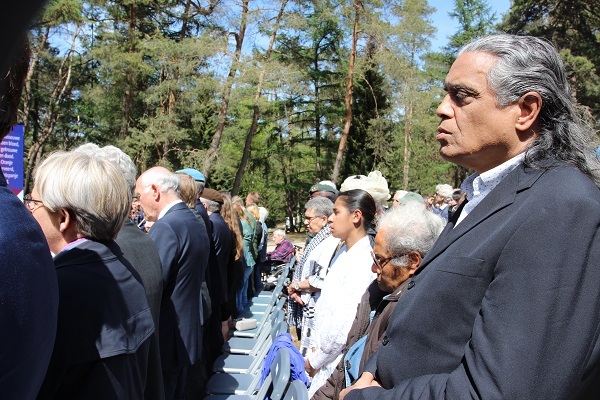Herdenking ereveld Loenen Ocan groep WEB