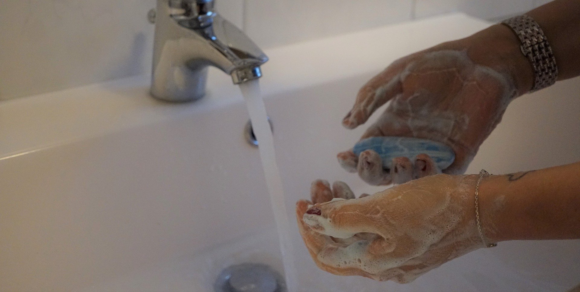 wash hands Coronavirus Ocan Caribisch