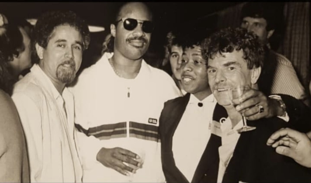 Tony Sherman Eerbetoon aan Stevie Wonder groepsfoto Ocan caribisch